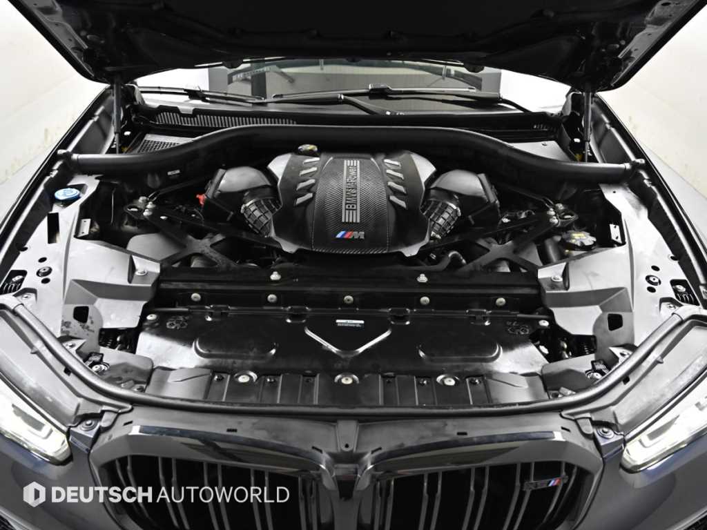 BMW X5M — photo 07