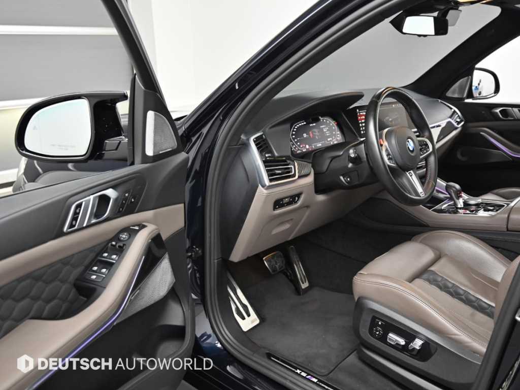 BMW X5M — photo 10