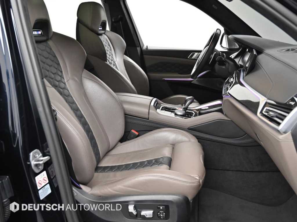 BMW X5M — photo 12