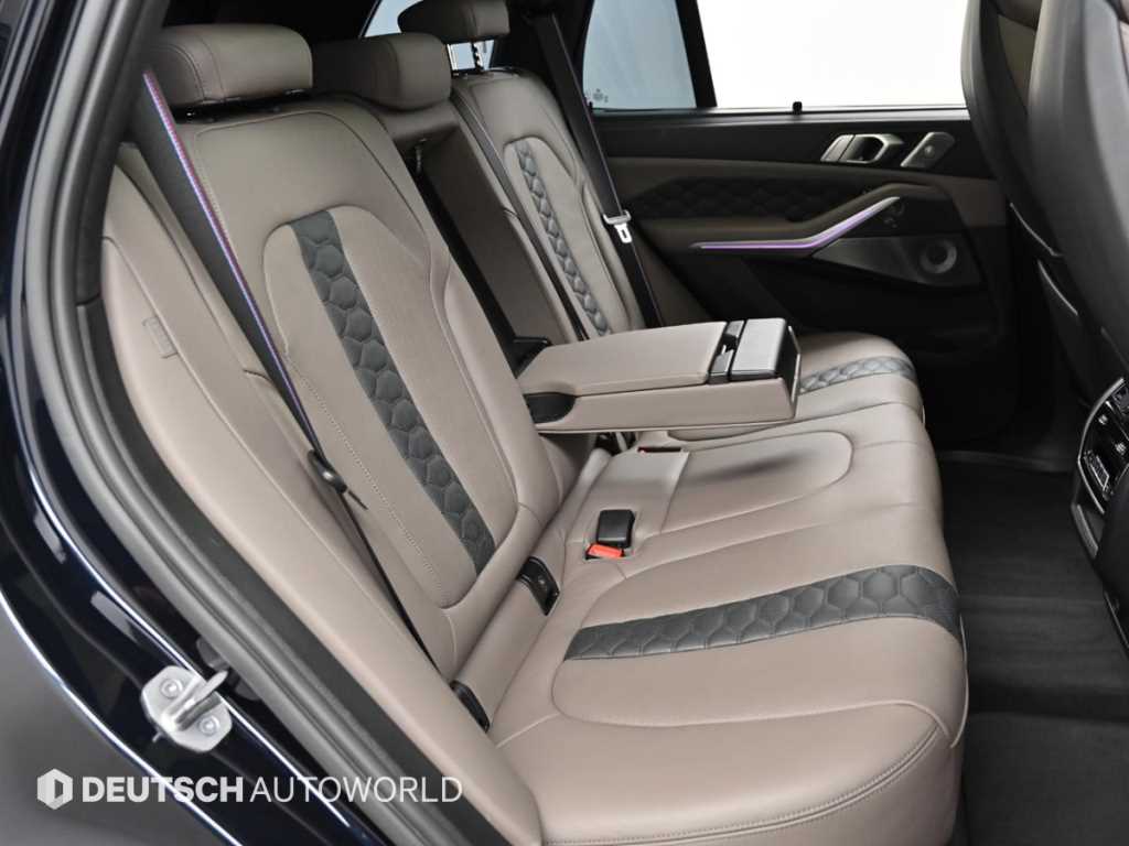 BMW X5M — photo 13