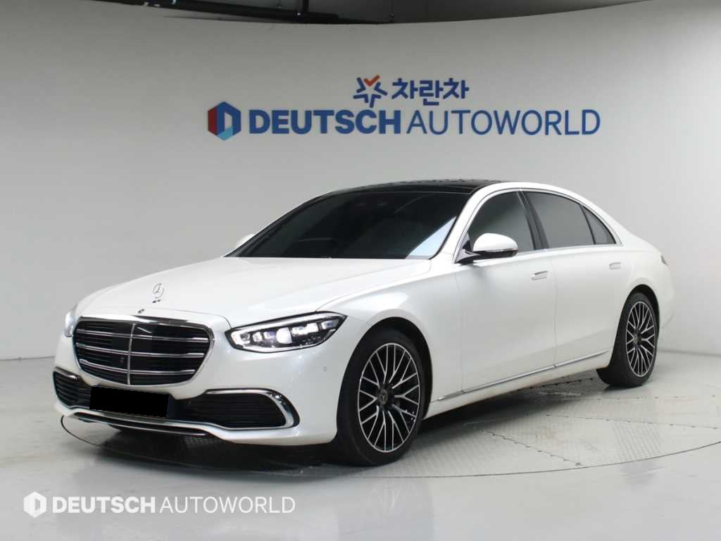 Mercedes-Benz S-Class — photo 01