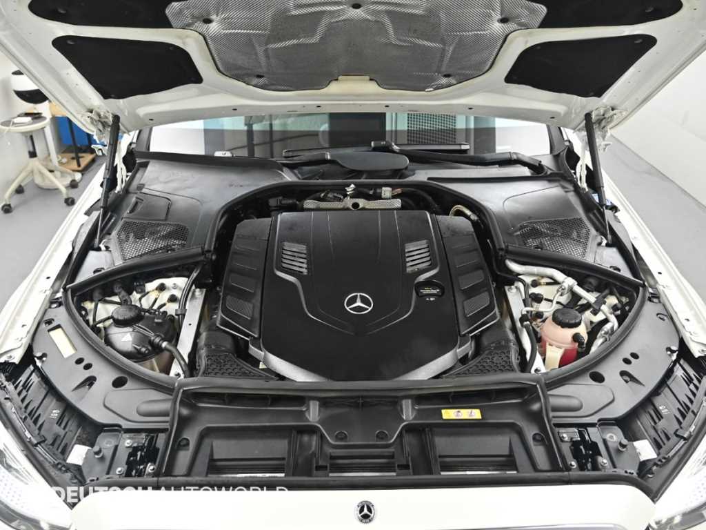 Mercedes-Benz S-Class — photo 06