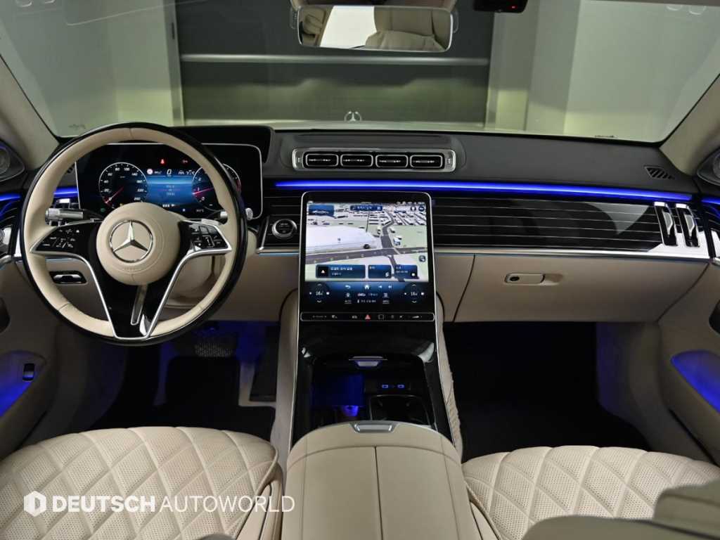 Mercedes-Benz S-Class — photo 07
