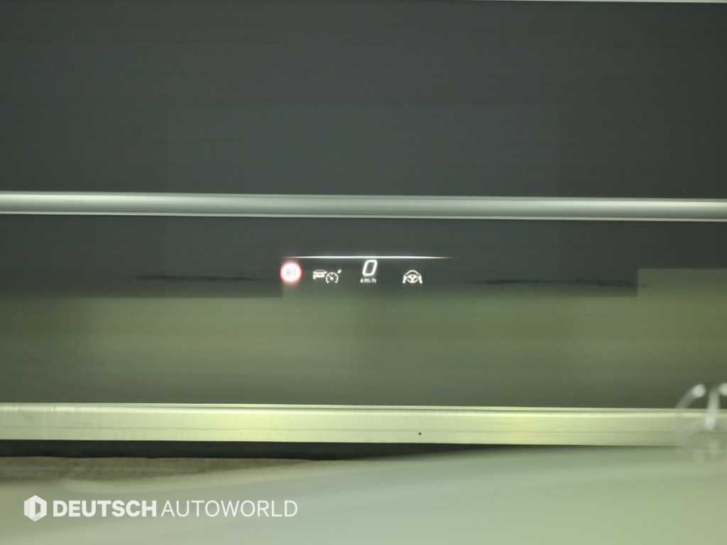 Mercedes-Benz S-Class — photo 17