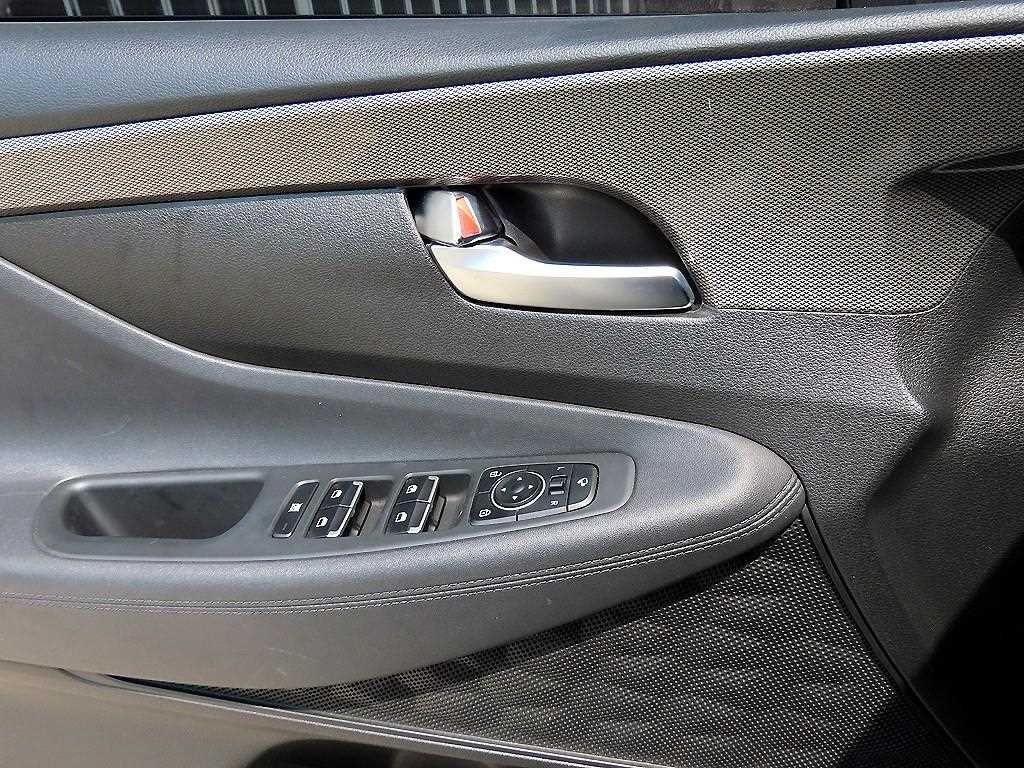 Hyundai Santafe — photo 11