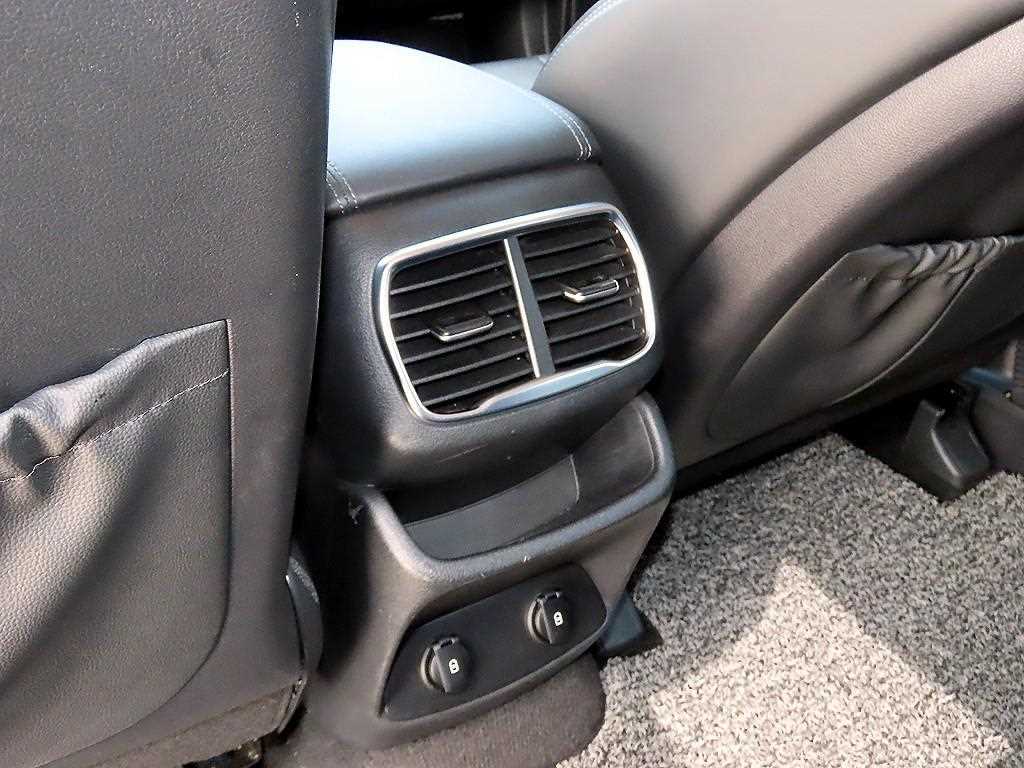 Hyundai Santafe — photo 18