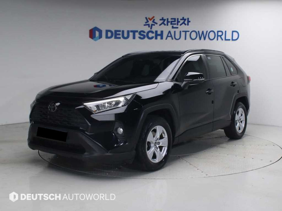 Toyota RAV4 — photo 01