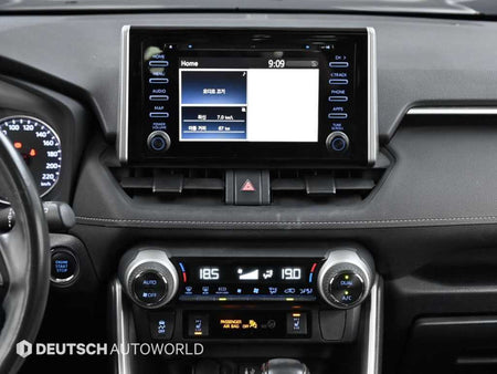 Toyota RAV4 — photo 14