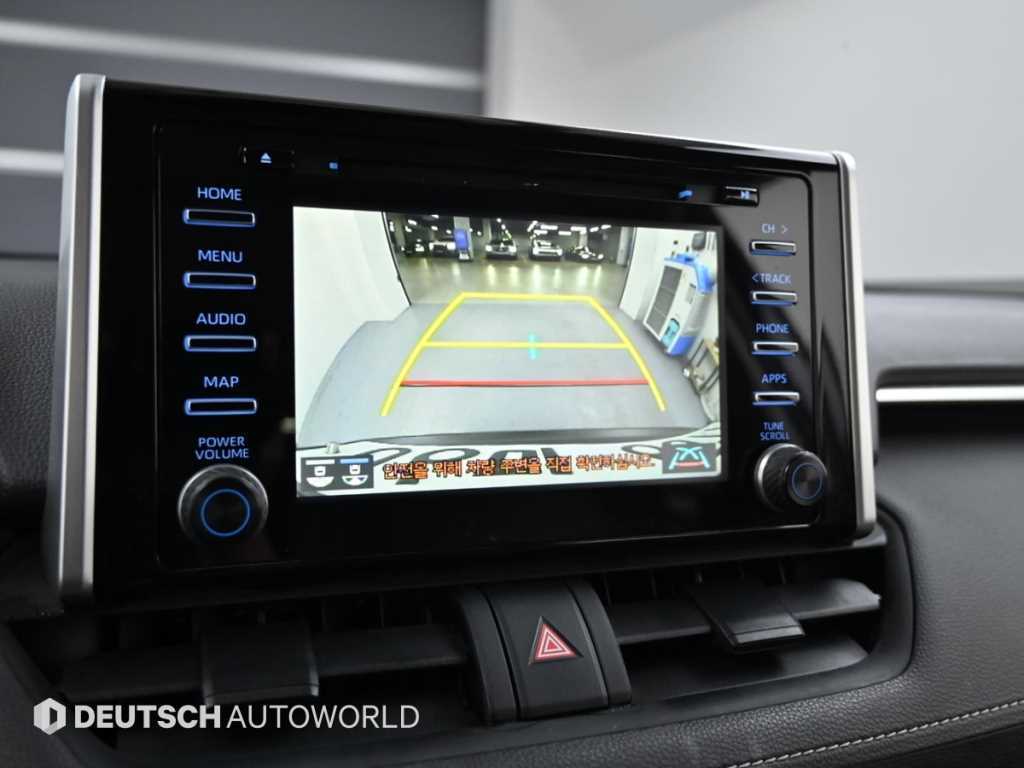 Toyota RAV4 — photo 15