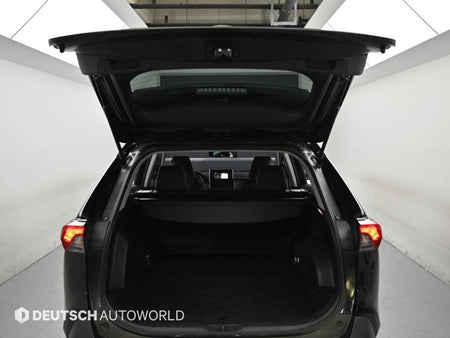 Toyota RAV4 — photo 19