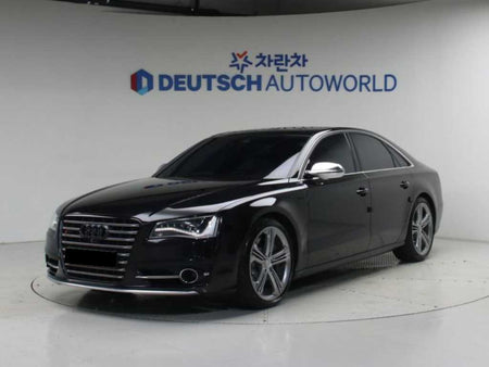 Audi S8 — photo 01
