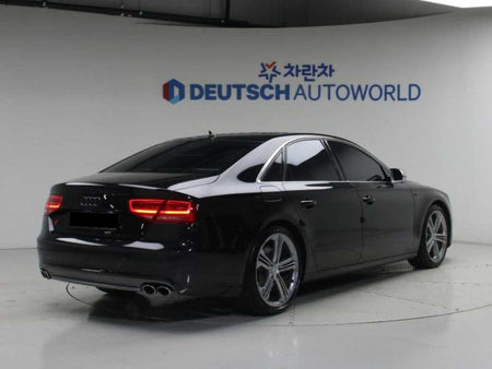 Audi S8 — photo 02