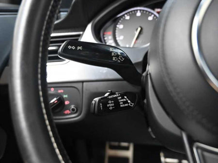 Audi S8 — photo 17