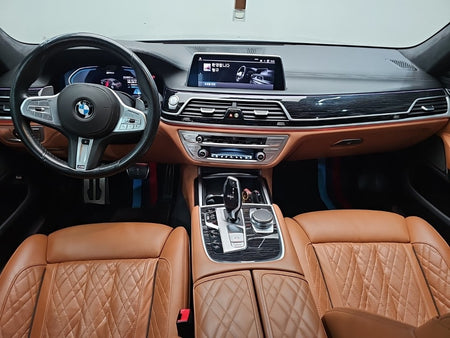 BMW 7-Series — photo 07