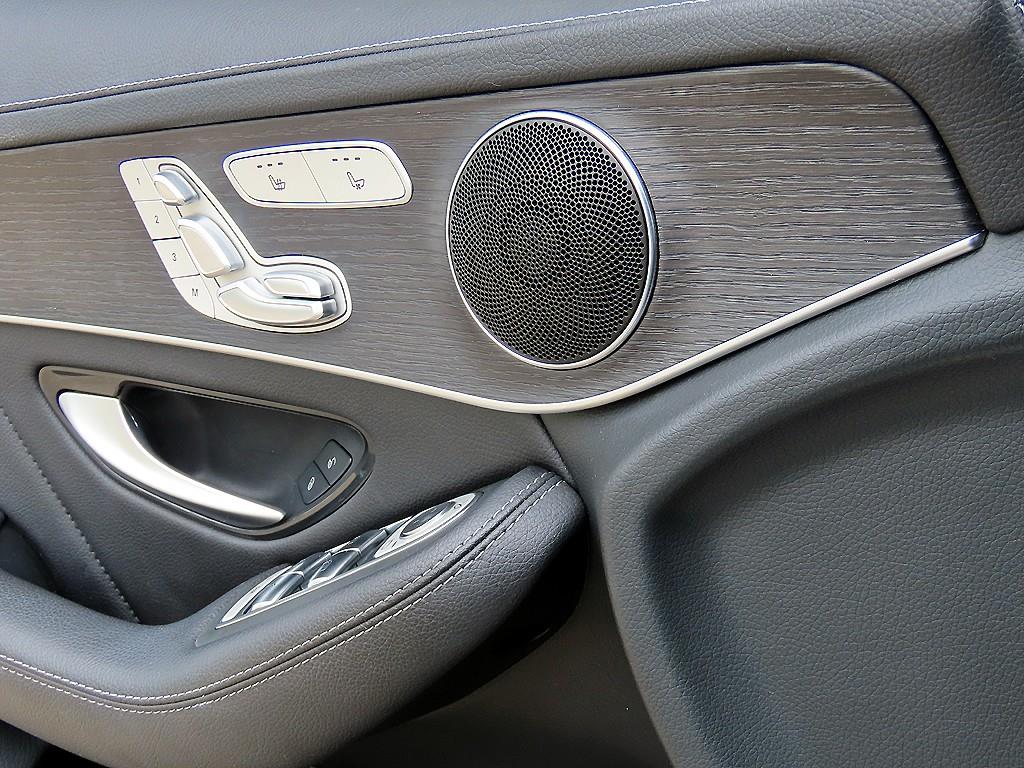 Mercedes-Benz GLC-Class — photo 12
