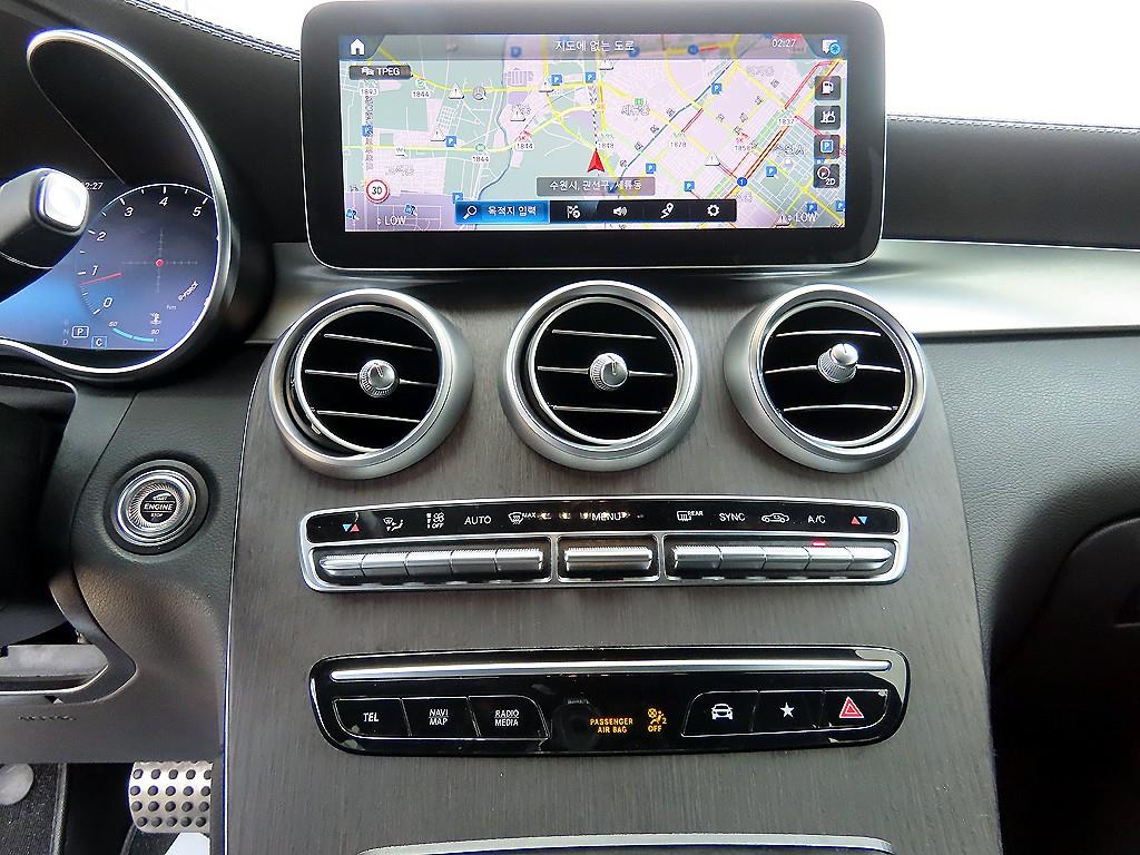 Mercedes-Benz GLC-Class — photo 15