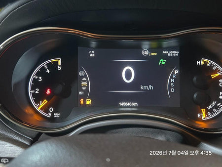 Jeep Cherokee — photo 09