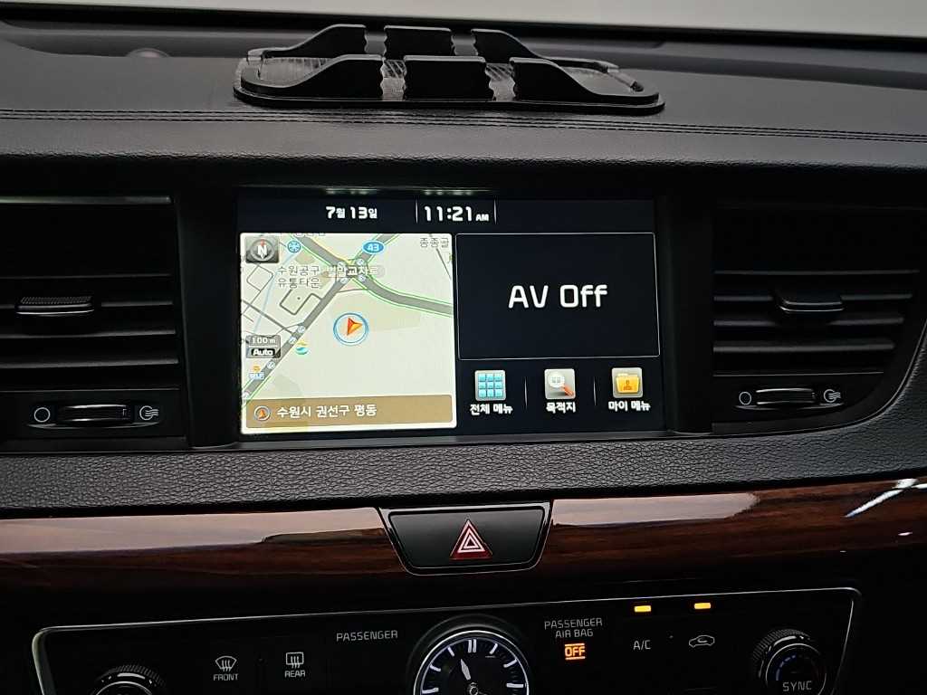 Kia K7 — photo 15