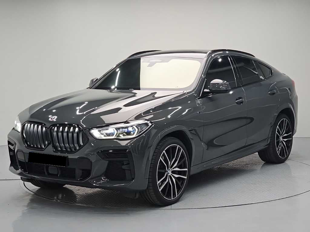 BMW X6 — photo 01