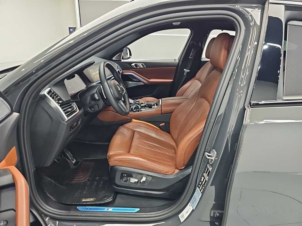 BMW X6 — photo 11