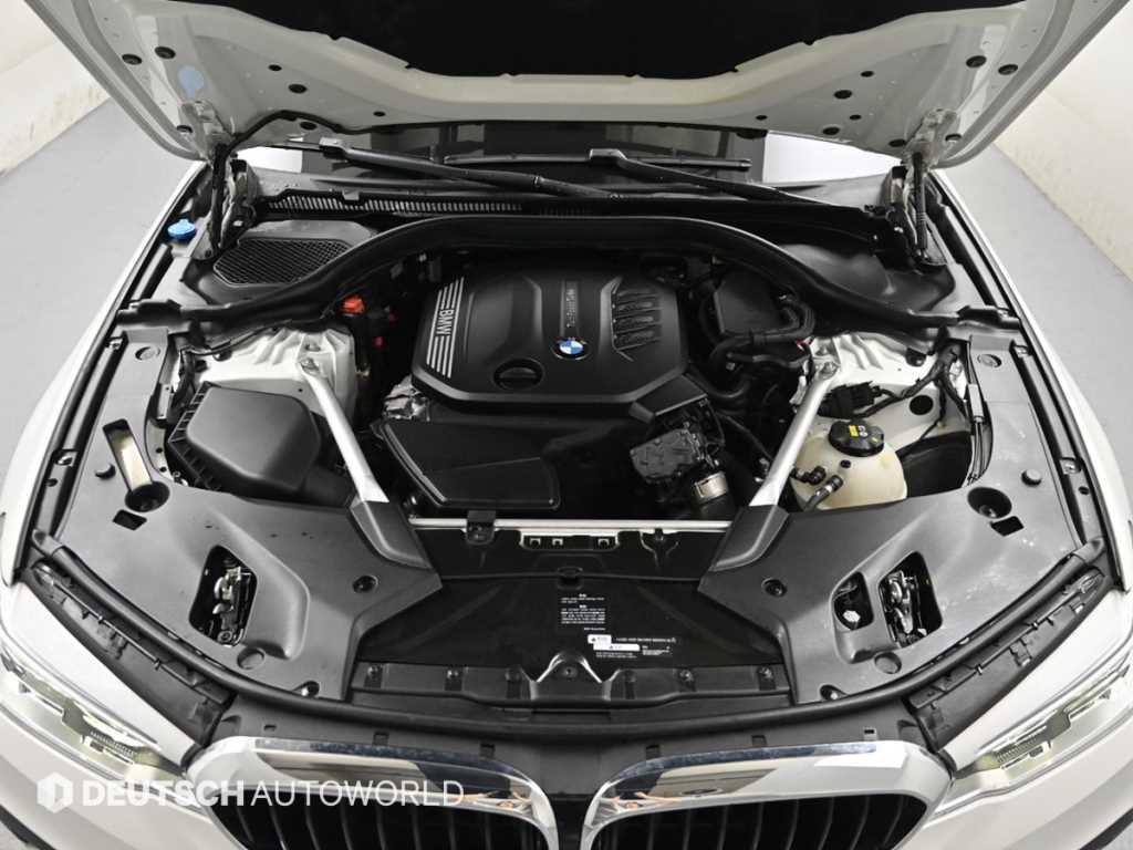 BMW 5-Series — photo 06