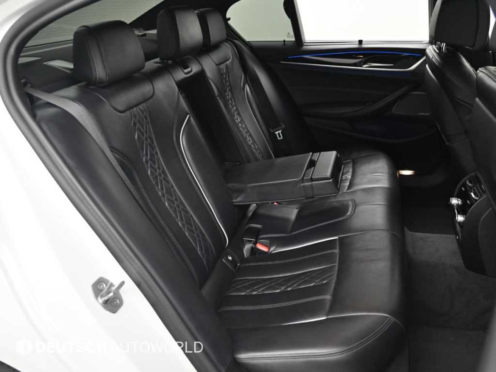 BMW 5-Series — photo 12