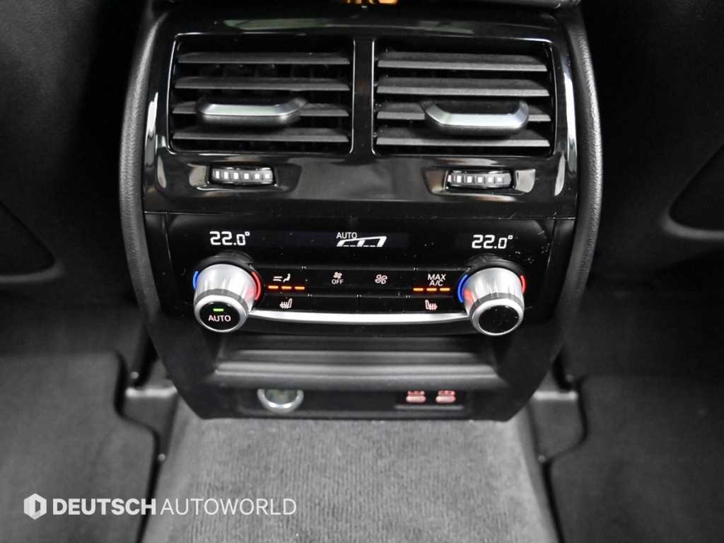BMW 5-Series — photo 16