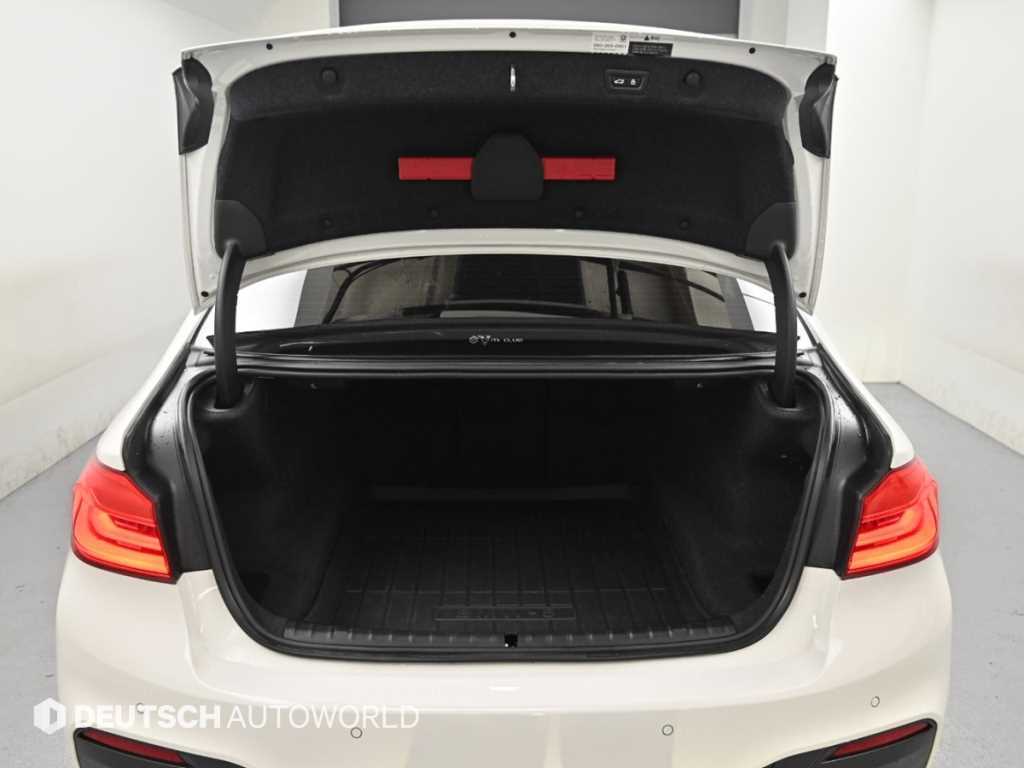 BMW 5-Series — photo 19