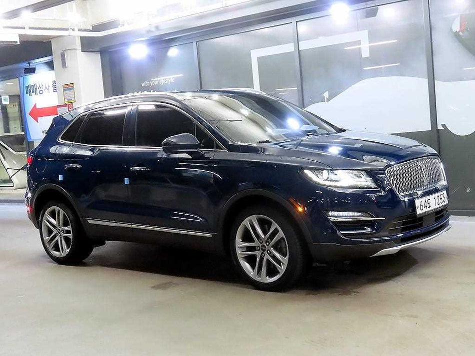 Lincoln MKC — photo 01