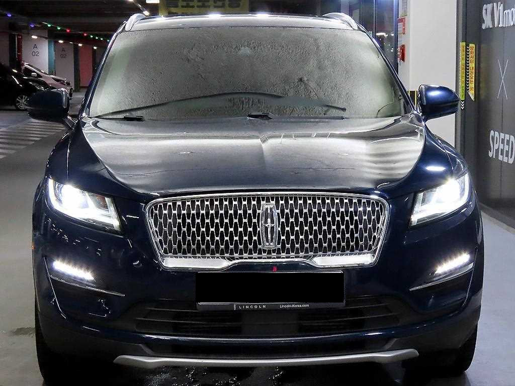 Lincoln MKC — photo 02