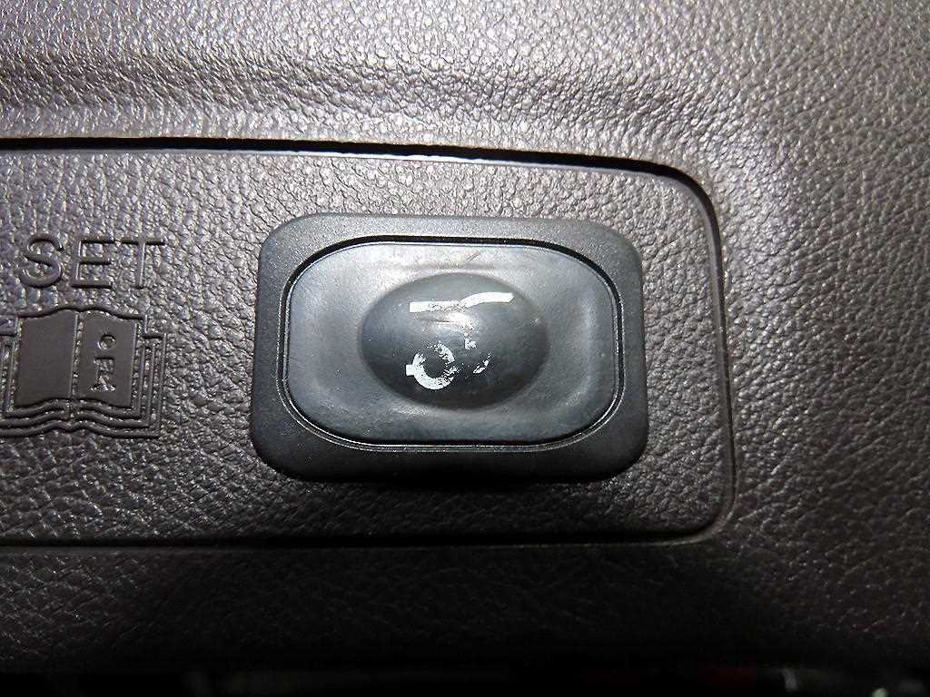 Lincoln MKC — photo 15