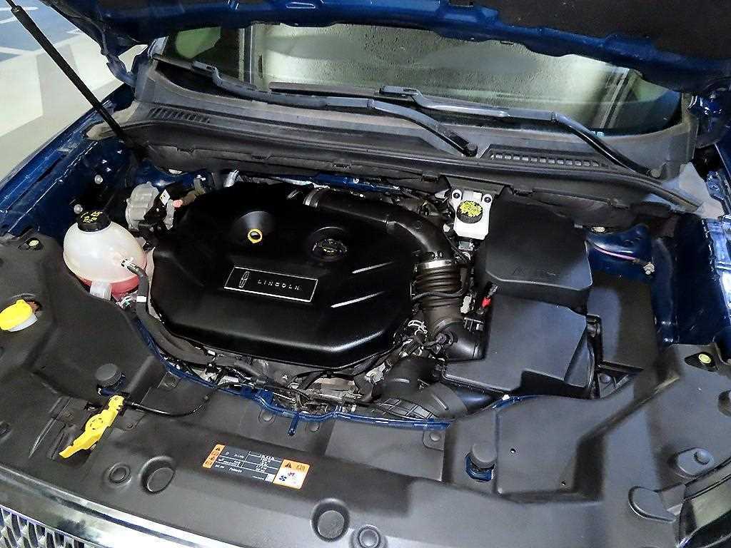 Lincoln MKC — photo 19