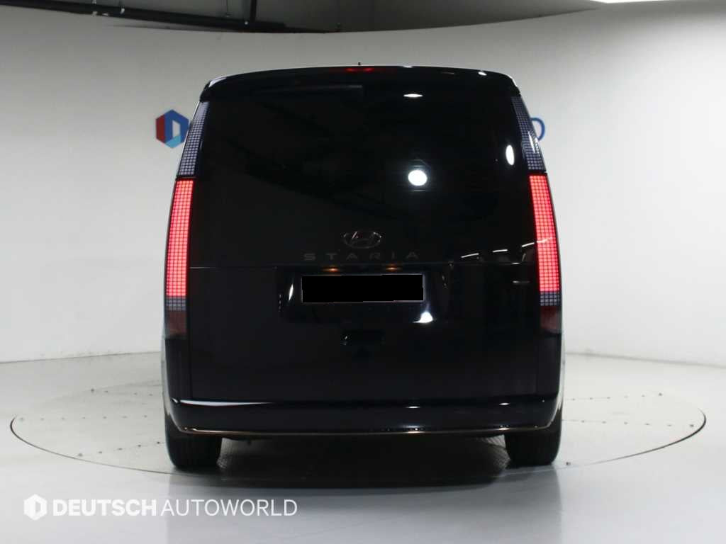 Hyundai Staria — photo 04