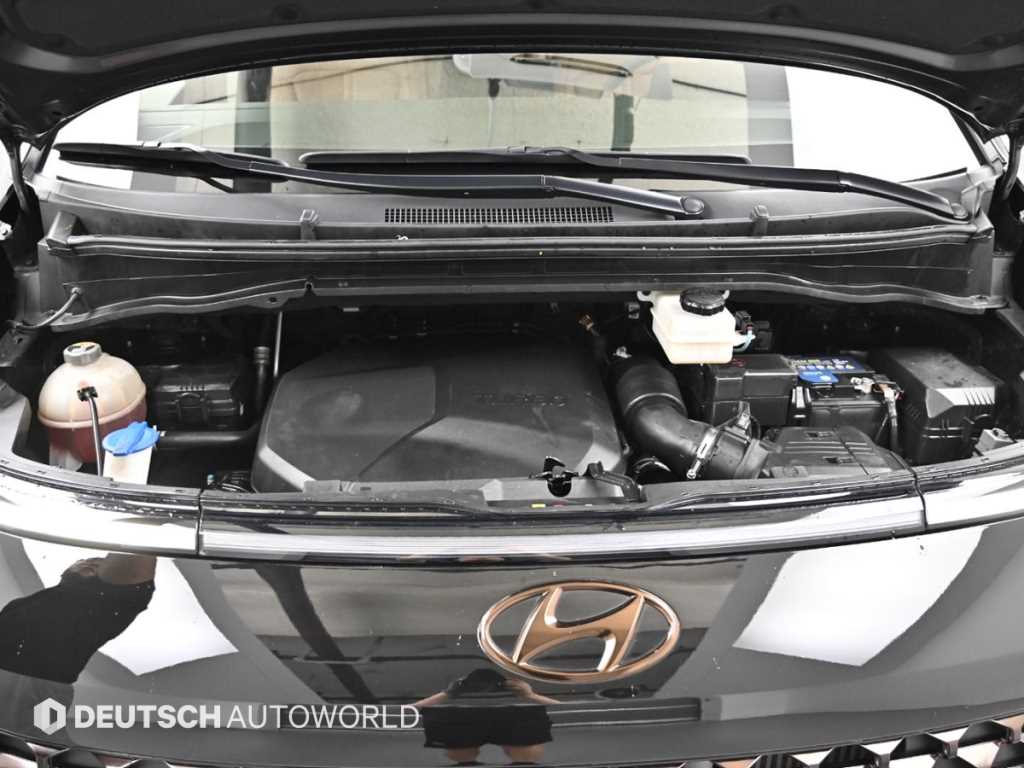 Hyundai Staria — photo 06
