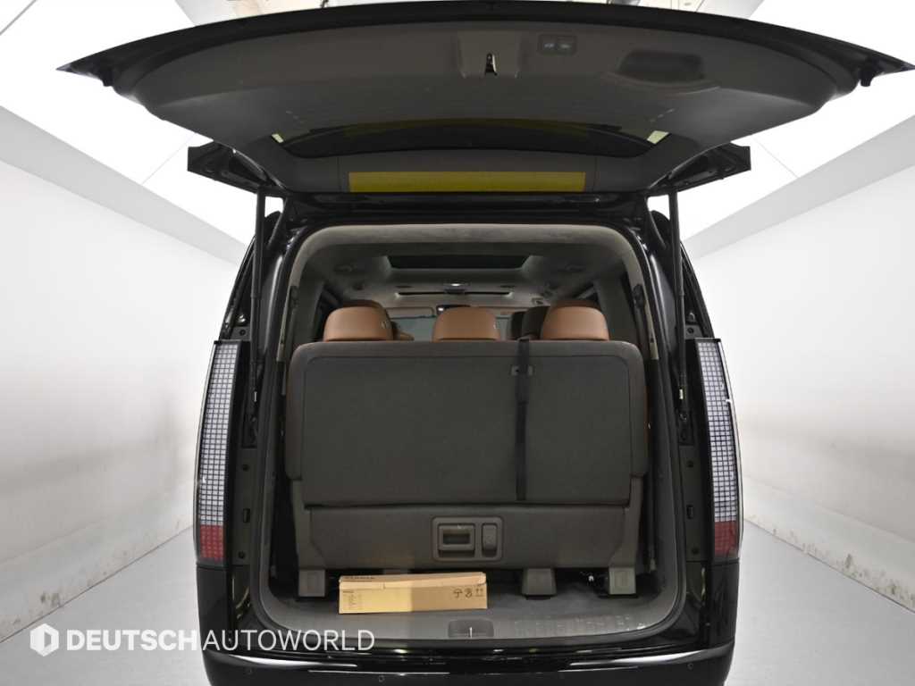 Hyundai Staria — photo 19
