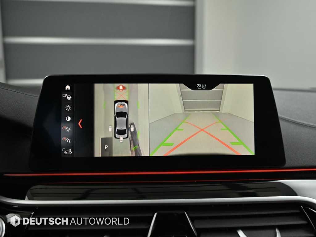 BMW 5-Series — photo 14