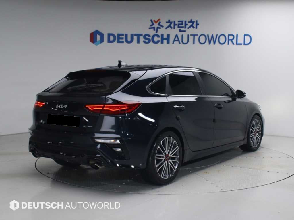 Kia K3 — photo 02