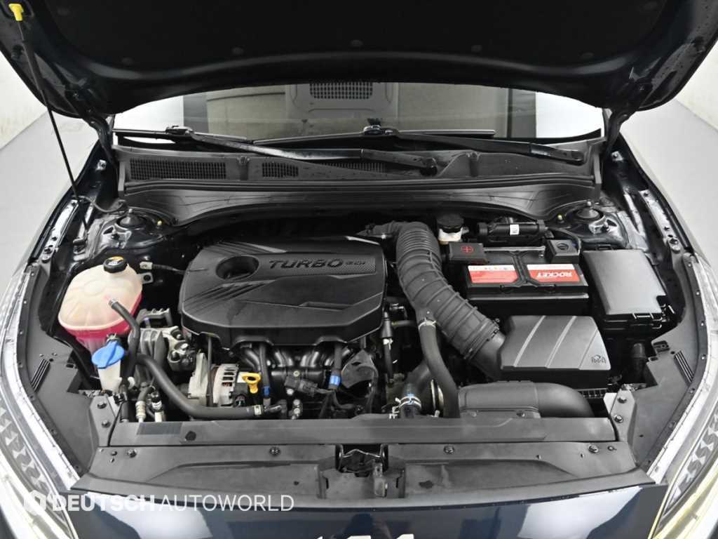 Kia K3 — photo 06