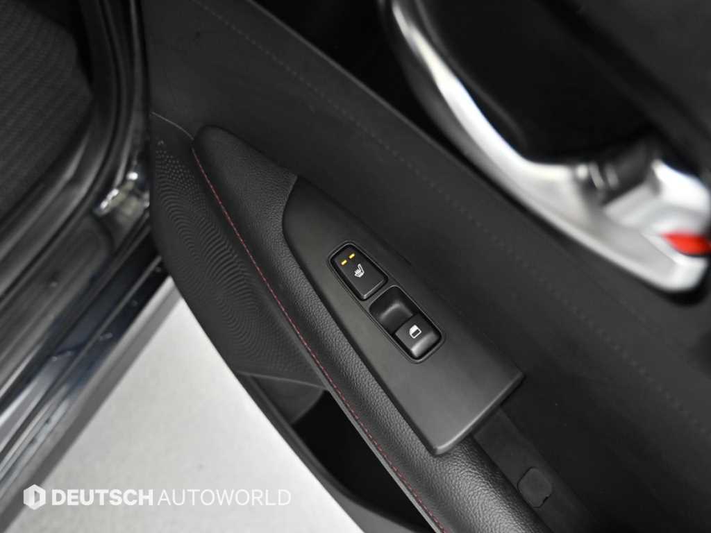 Kia K3 — photo 16