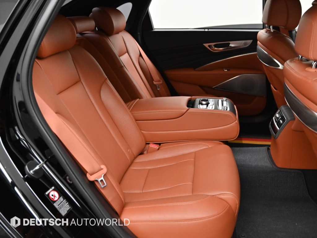 Kia K9 — photo 12