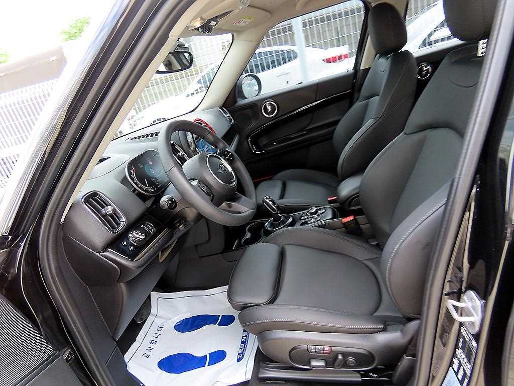 Mini Countryman — photo 05