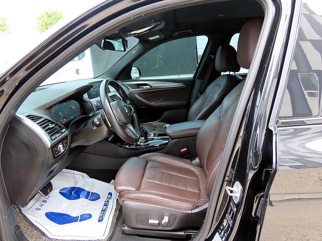 BMW X3 — photo 05