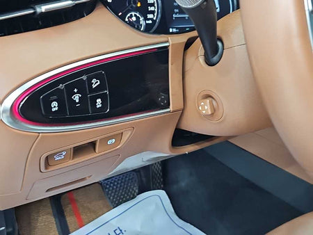 Genesis GV70 — photo 17