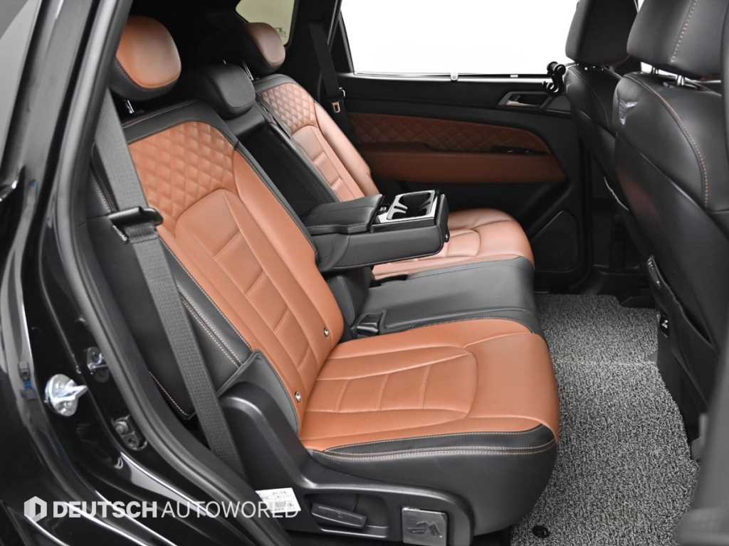 KGM Rexton — photo 12