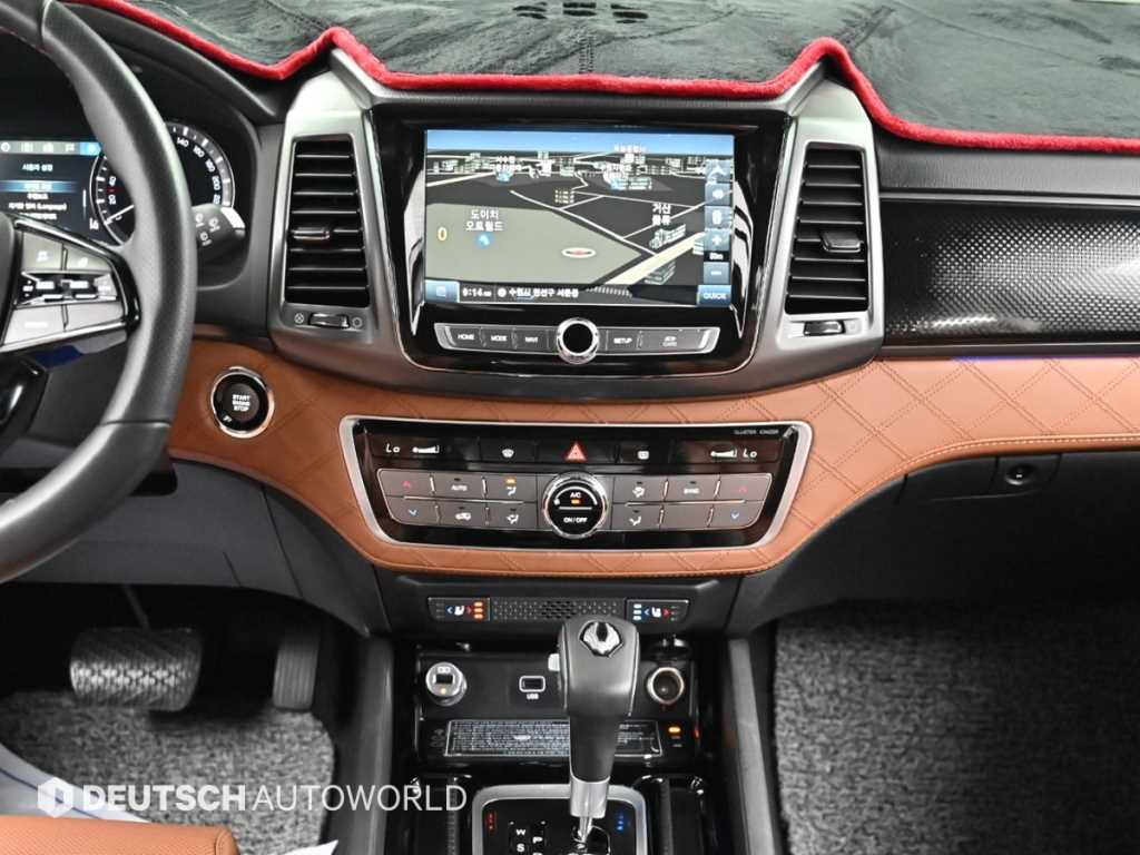 KGM Rexton — photo 14