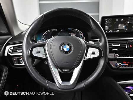 BMW 5-Series — photo 13