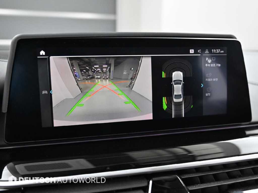 BMW 5-Series — photo 15