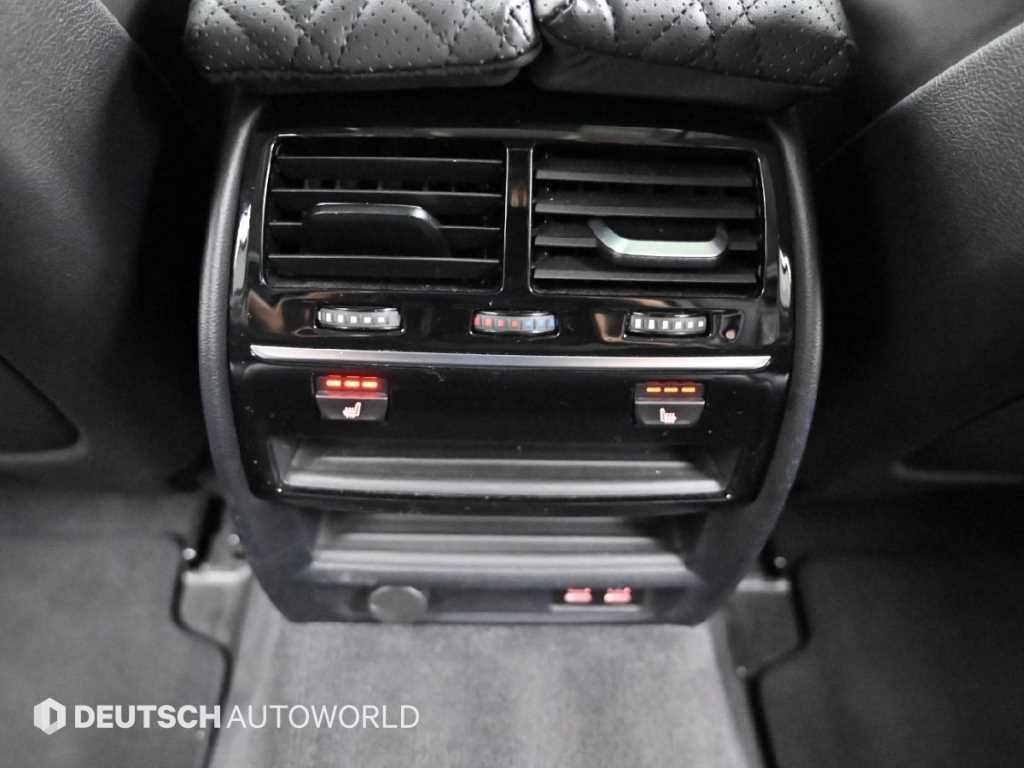 BMW 5-Series — photo 16