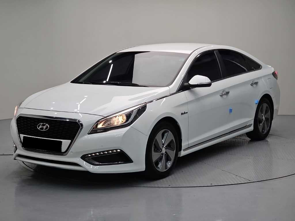 Hyundai Sonata — photo 01