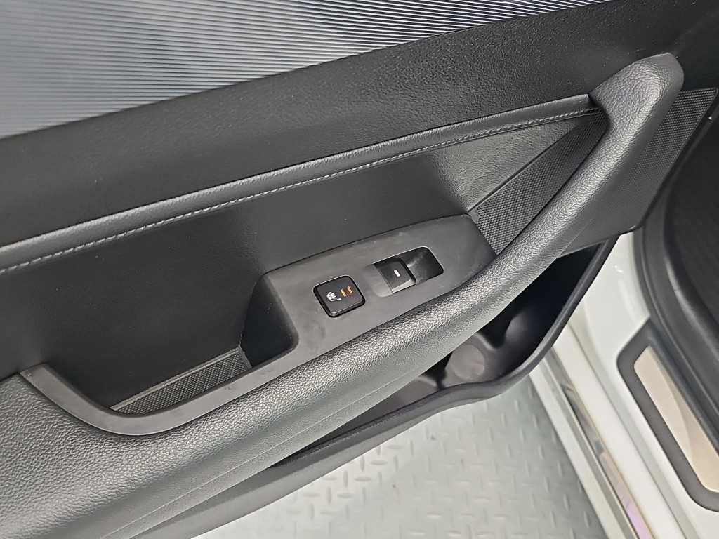 Hyundai Sonata — photo 13